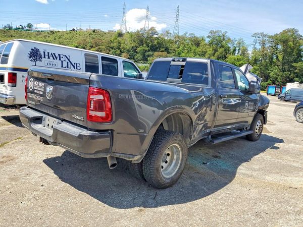 2023 RAM 3500