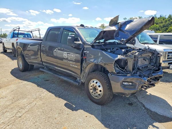 2023 RAM 3500