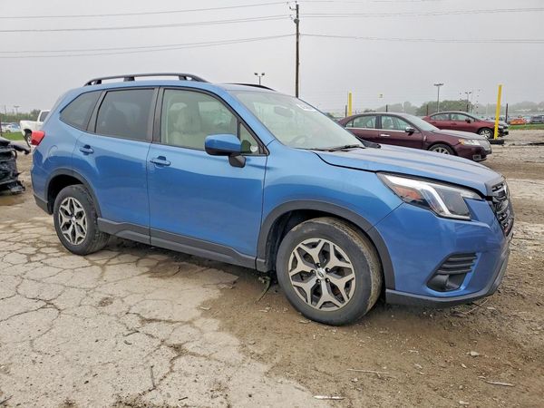 2023 SUBARU FORESTER