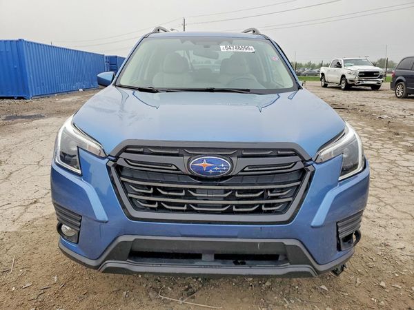 2023 SUBARU FORESTER