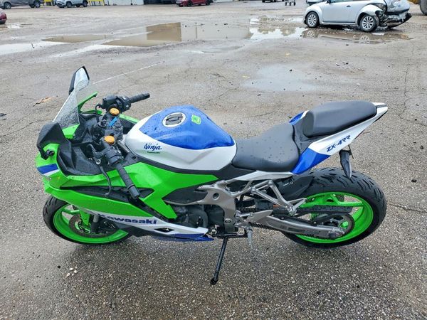 2024 KAWASAKI ZX400