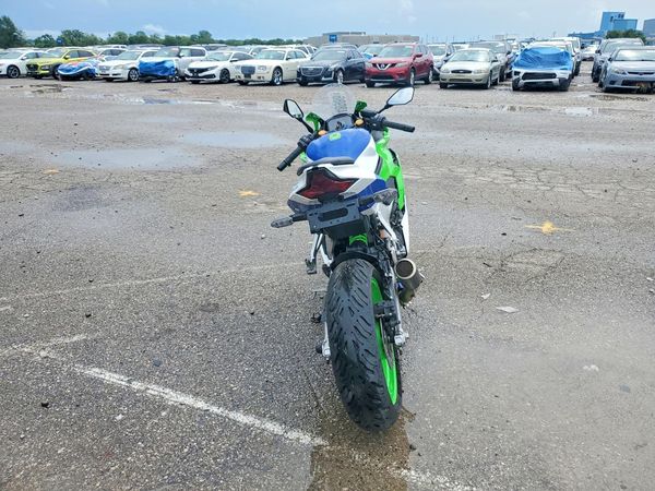 2024 KAWASAKI ZX400
