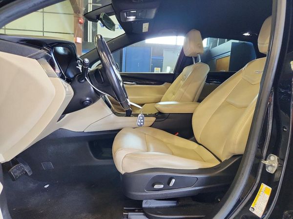 2018 CADILLAC XT5