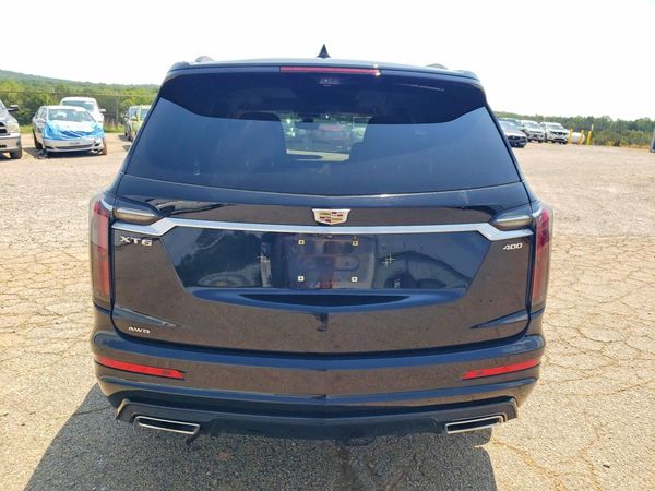 2022 CADILLAC XT6