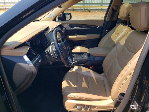 2022 CADILLAC XT6