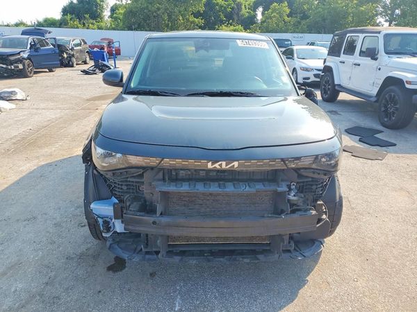 2024 KIA SOUL LX, S