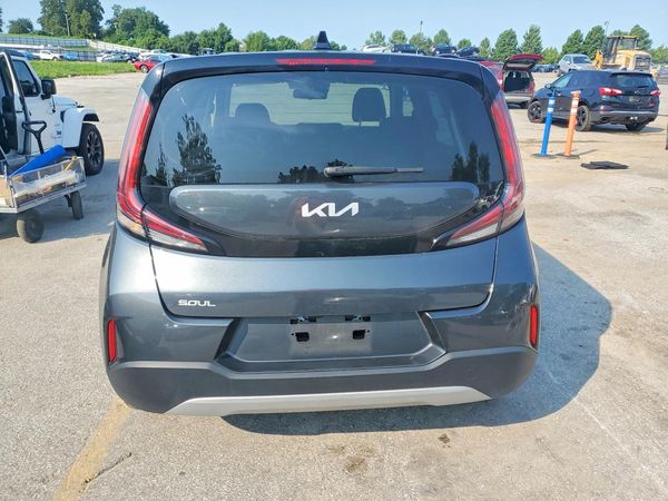 2024 KIA SOUL LX, S