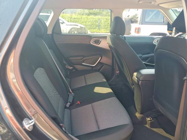 2024 KIA SOUL LX, S
