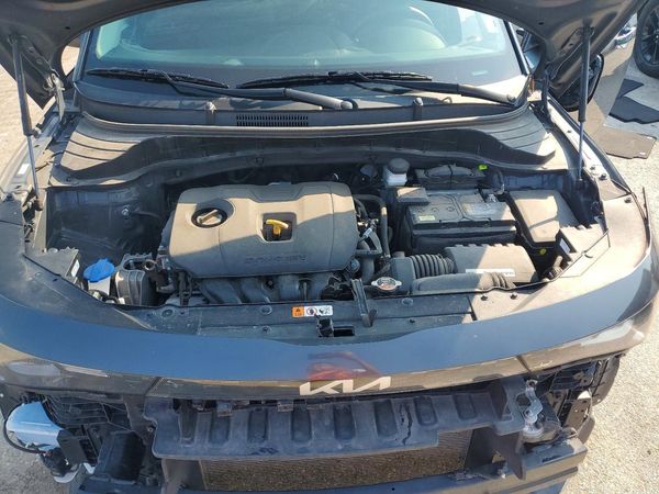 2024 KIA SOUL LX, S