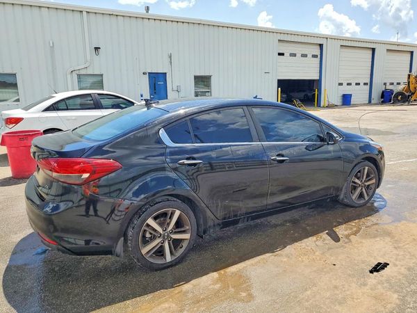 2017 KIA FORTE