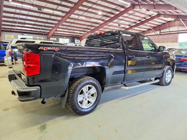2017 CHEVROLET SILVERADO LT