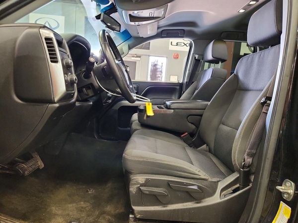 2017 CHEVROLET SILVERADO LT