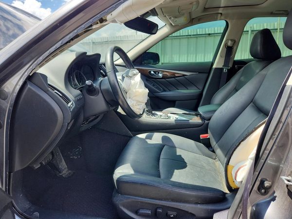 2018 INFINITI Q50 — DENT