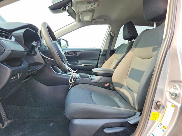 2021 TOYOTA RAV4 LE HV