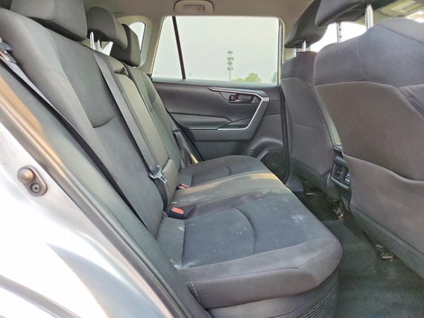 2021 TOYOTA RAV4 LE HV