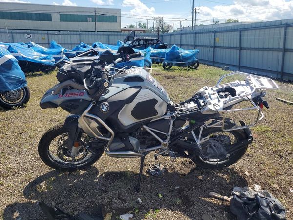 2023 BMW R 1250 Adventure
