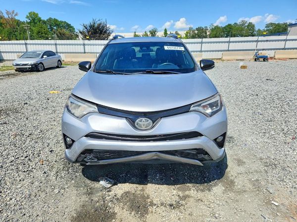2017 TOYOTA RAV4 SE