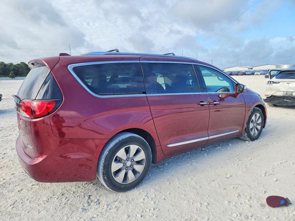 2018 CHRYSLER PACIFICA
