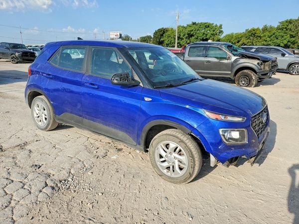2021 HYUNDAI VENUE SE — Passenger 3/4