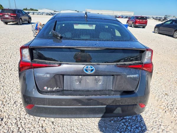 2022 TOYOTA PRIUS