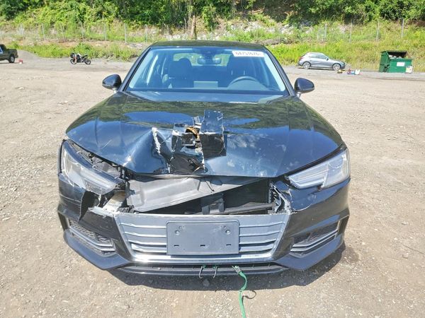 2018 AUDI A4 quattro Premium