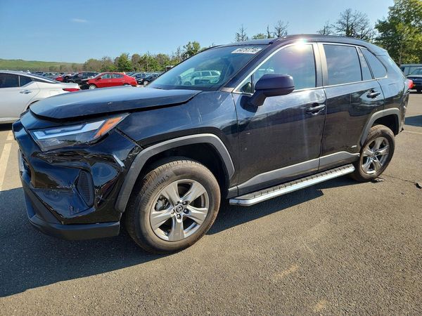 2024 TOYOTA RAV4