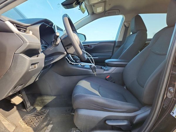 2024 TOYOTA RAV4 LE