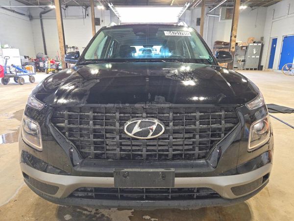 2025 HYUNDAI VENUE SEL, Limited