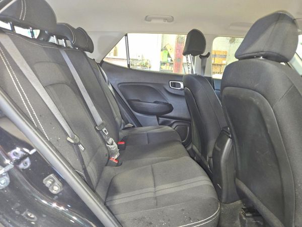 2025 HYUNDAI VENUE SEL, Limited