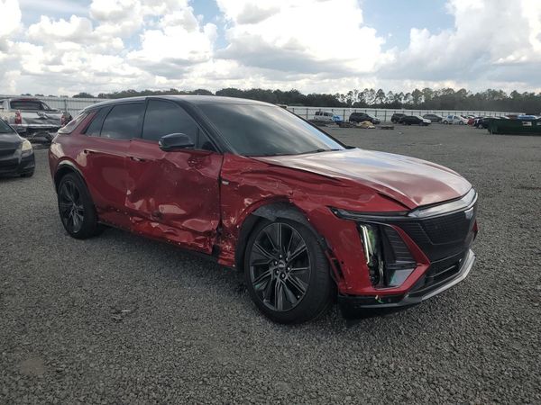 2025 CADILLAC LYRIQ Sport 3