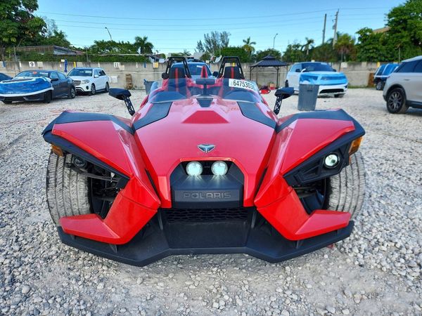 2015 POLARIS SLINGSHOT Open Cab