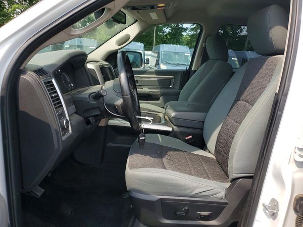 2017 RAM 1500 SLT