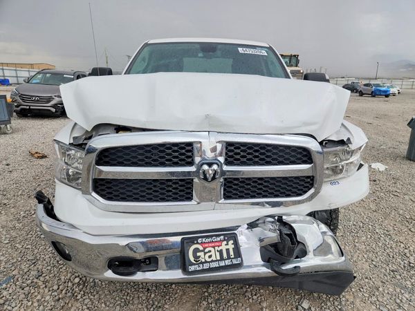 2024 RAM 1500 CLASSIC
