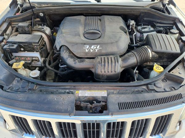 2012 JEEP CHEROKEE Limited