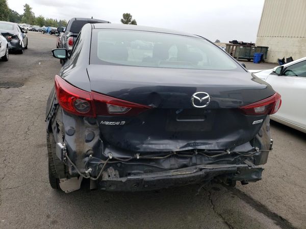 2016 MAZDA 3
