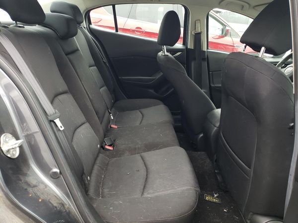 2016 MAZDA 3