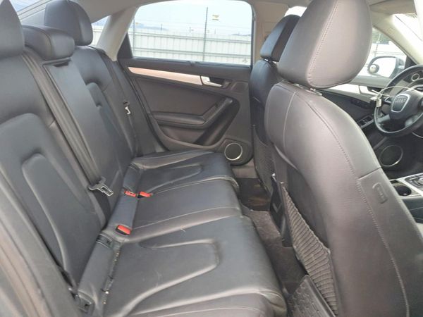 2012 AUDI A4 quattro Prestige