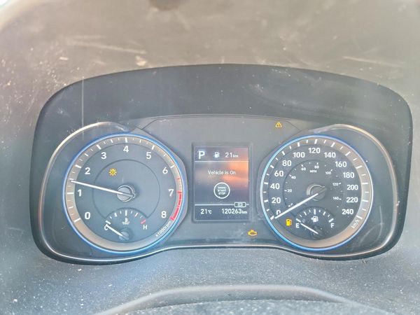 2020 HYUNDAI KONA SEL
