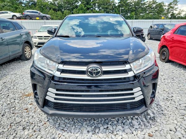2019 TOYOTA HIGHLANDER LE/LE Plus