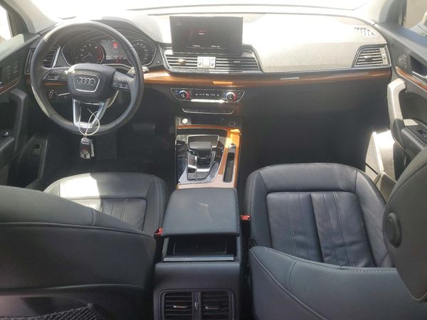 2021 AUDI Q5 quattro Premium