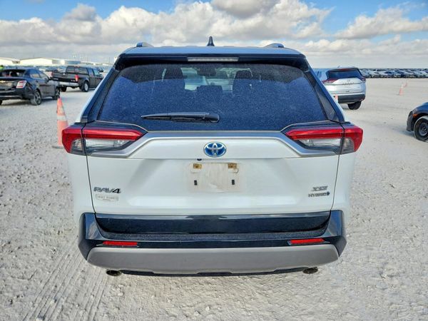 2023 TOYOTA RAV4 XSE