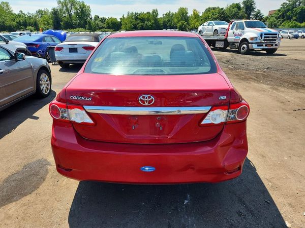 2013 TOYOTA COROLLA