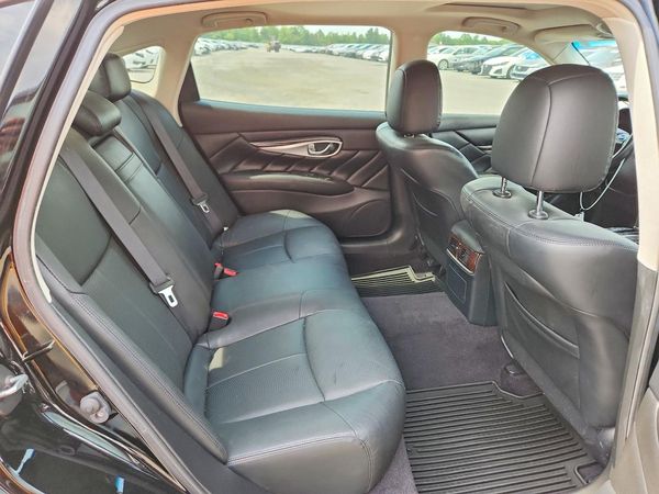 2015 INFINITI Q70L