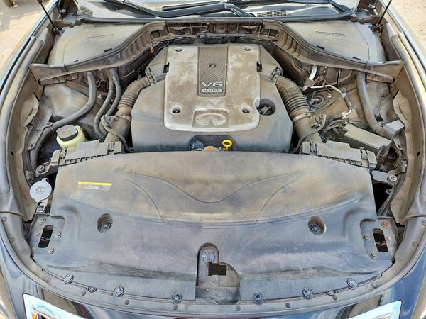 2015 INFINITI Q70L