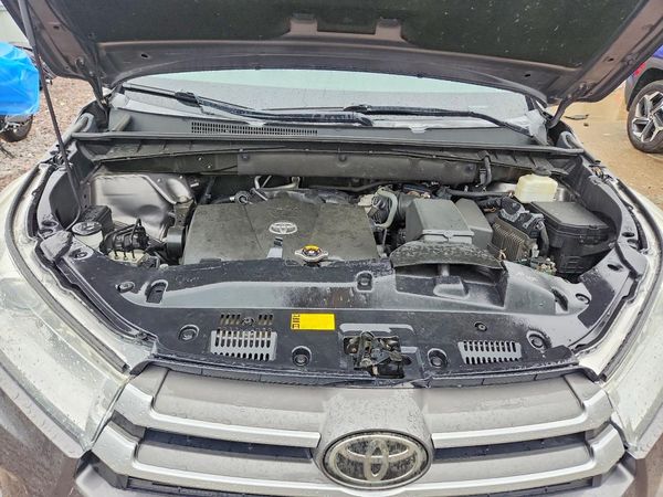 2017 TOYOTA HIGHLANDER SE/XLE