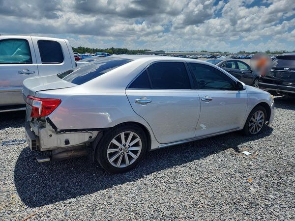 2013 TOYOTA CAMRY