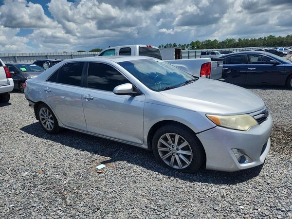 2013 TOYOTA CAMRY