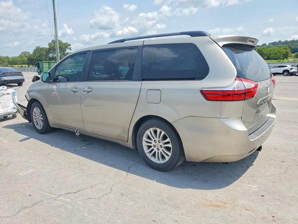 2015 TOYOTA SIENNA