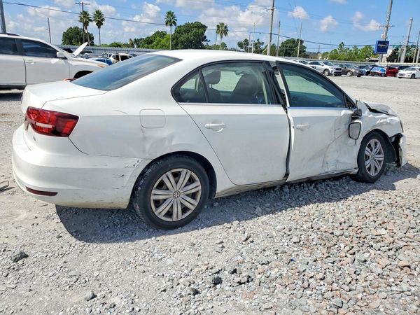 2017 VOLKSWAGEN JETTA