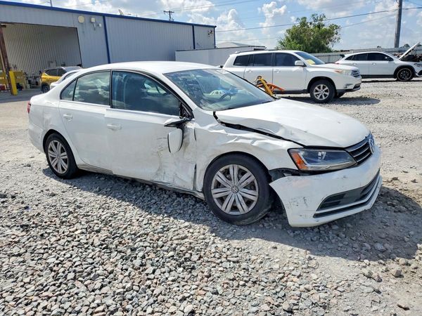 2017 VOLKSWAGEN JETTA
